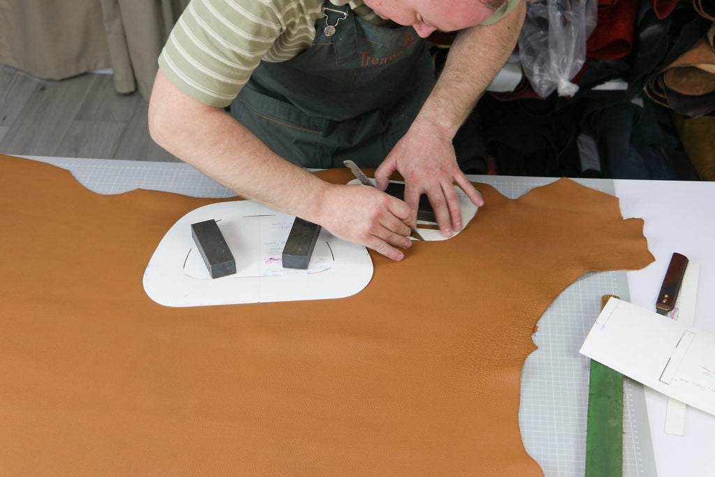 The making of the Philini bag „Domi“. 