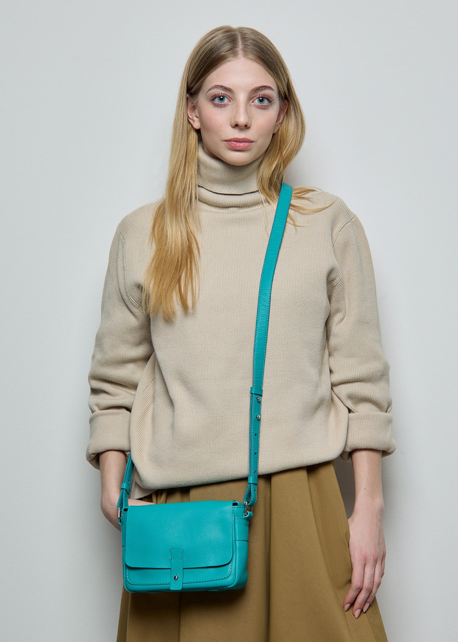 Türkise Mini-Umhängetasche – Whitney