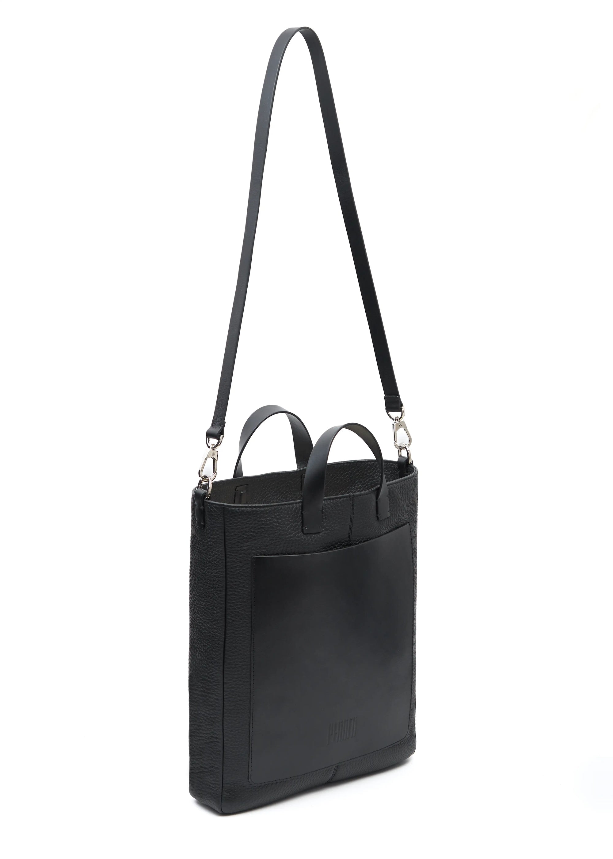 Philini Andrea Bag in Black – A luxurious handmade leather tote bag for women, crafted from premium full-grain and buffalo European leather. This timeless and sustainable design features a sleek silhouette, detachable shoulder strap, and elegant craftsmanship. Perfect for modern, ethical fashion enthusiasts