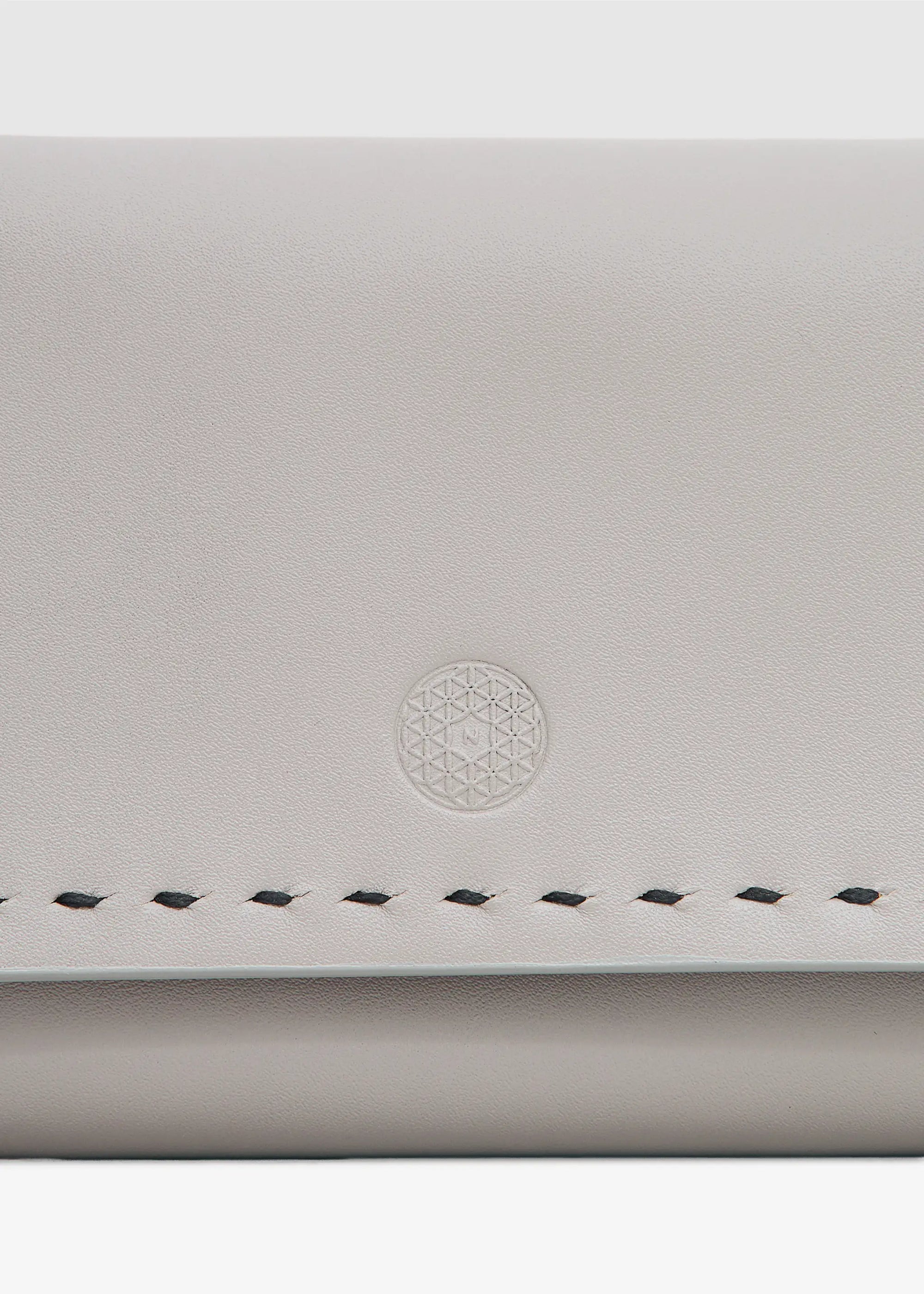 Taupe wallet - Birgit