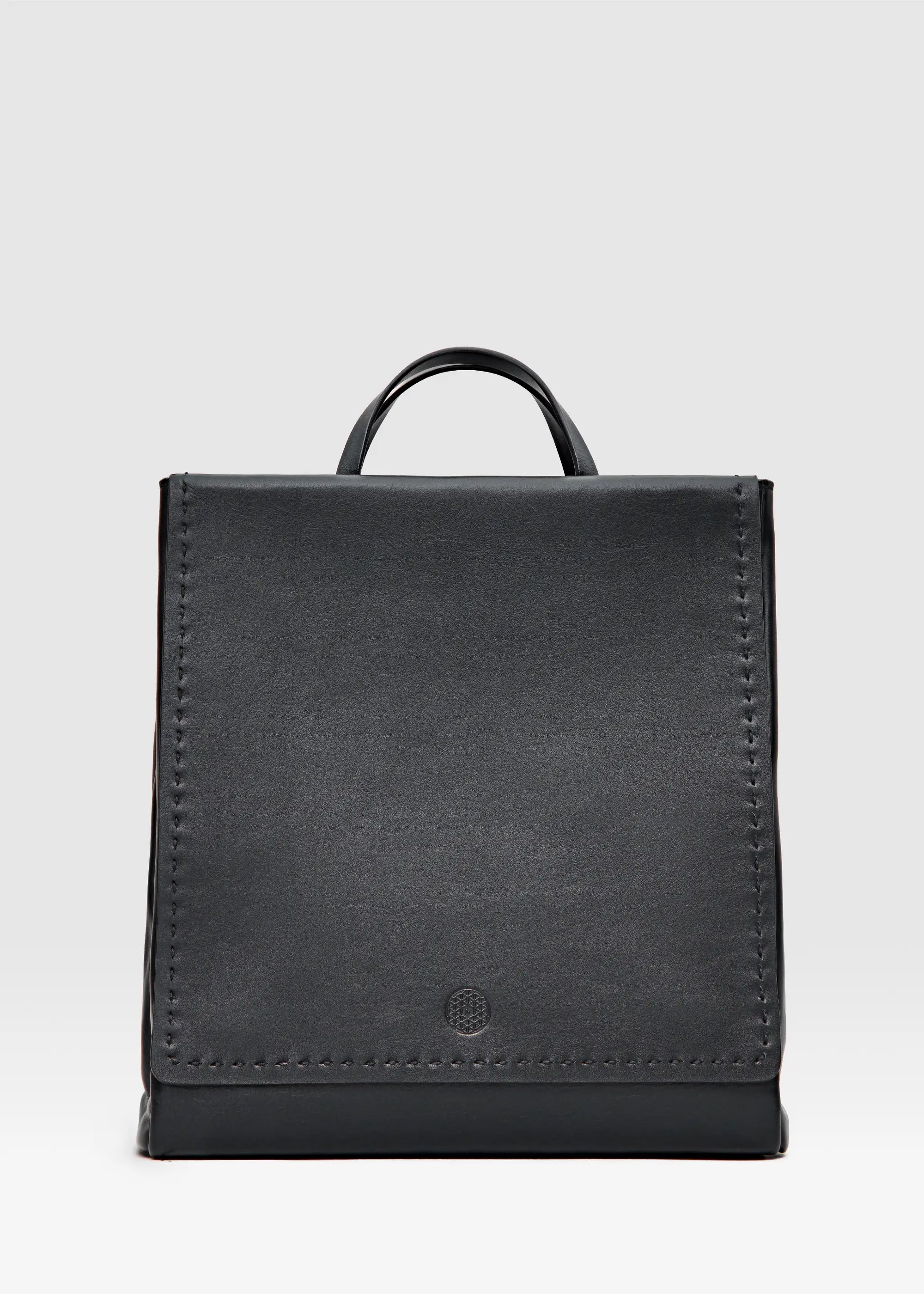 Philini Black leather business bag Kathy on a light gray background